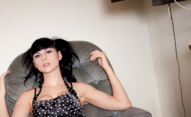 Seductive transsexual bailey jay stripping in a motel