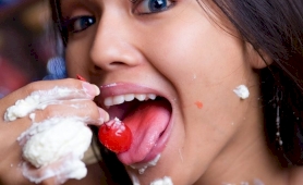 Naughty thai ladyboy exposes tasty anal cherry